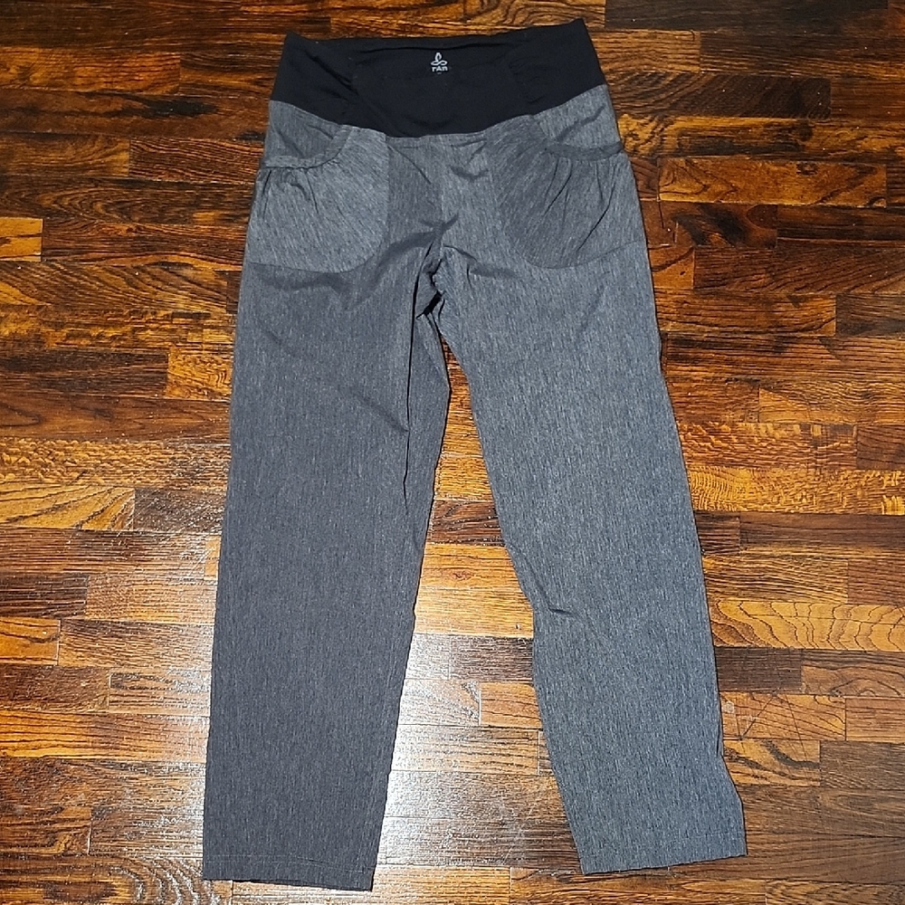 Prana Summit Charcoal Grey Black andWaist Band Joggers with Pockets Short Inseam